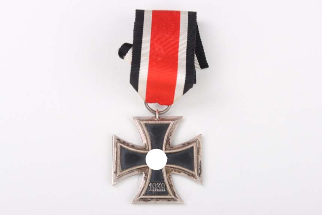1939 Iron Cross 2nd Class - unmarked "ERNST L. MÜLLER"