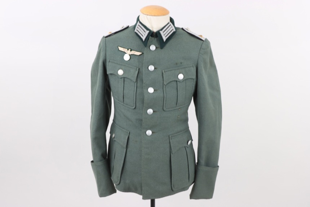 Heer Pionier field tunic for an Oberleutnant
