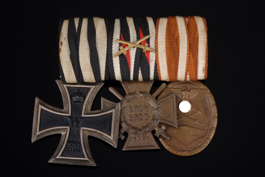 Medal bar with Iron Cross 2nd Class Issue 1914, Front Fighter Cross of Honour and Schutzwall Badge of Honour