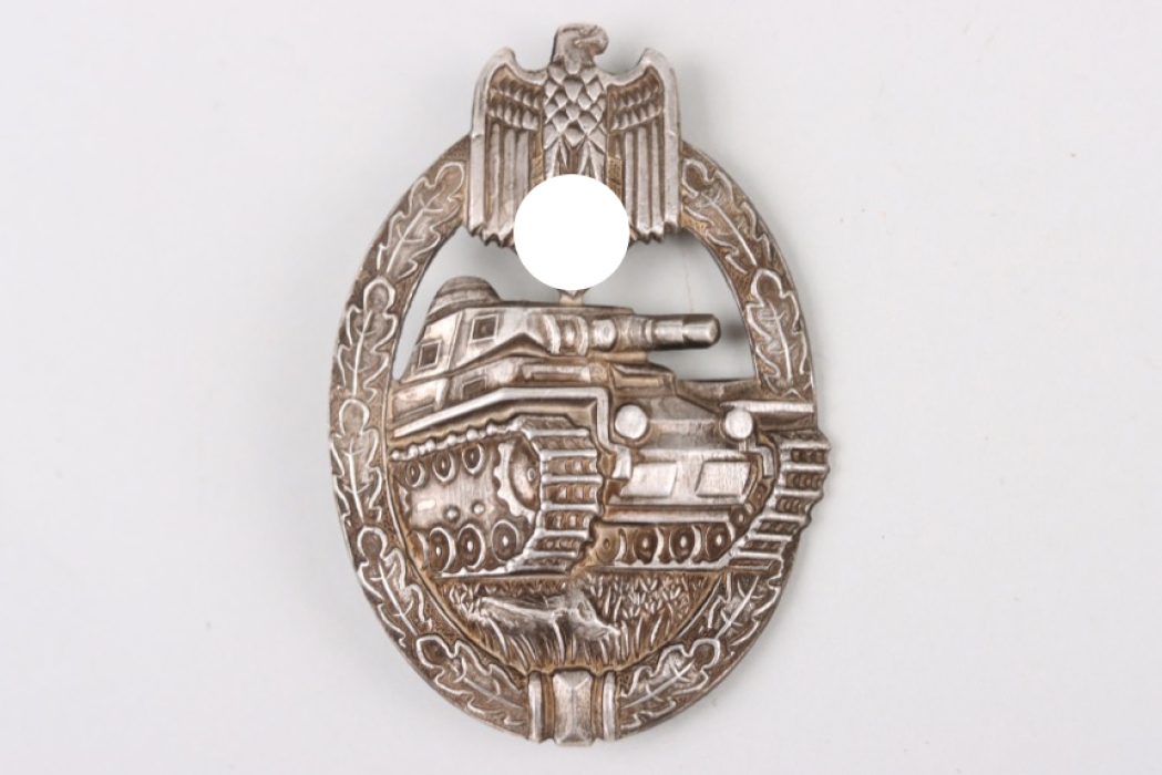 Tank Assault Badge in Silver "Wurster" "Die 2" "organized grass"