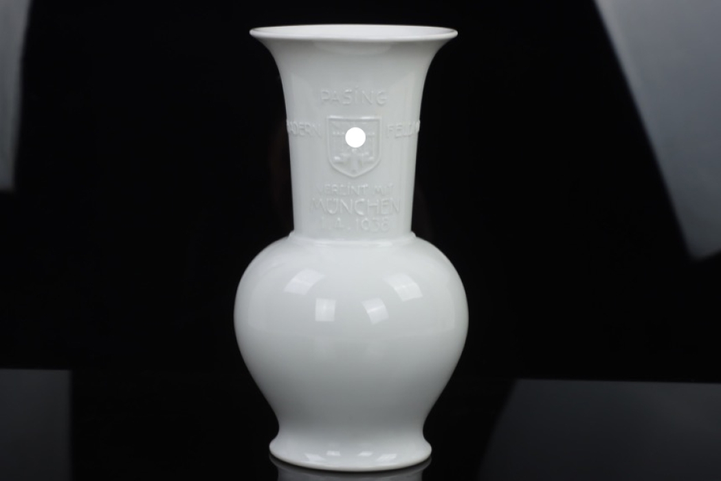1938 porcelain vase "Großhadern, Pasing, Feldmoching"
