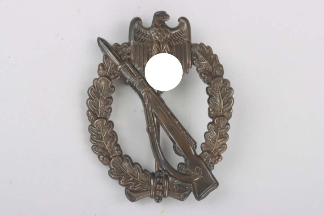 Infantry Assault Badge in Bronze "O. Schickle"