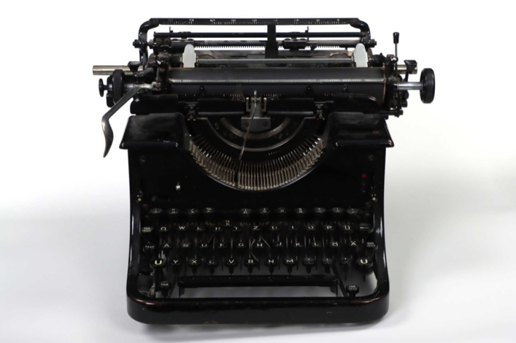 Typewriter with SS key