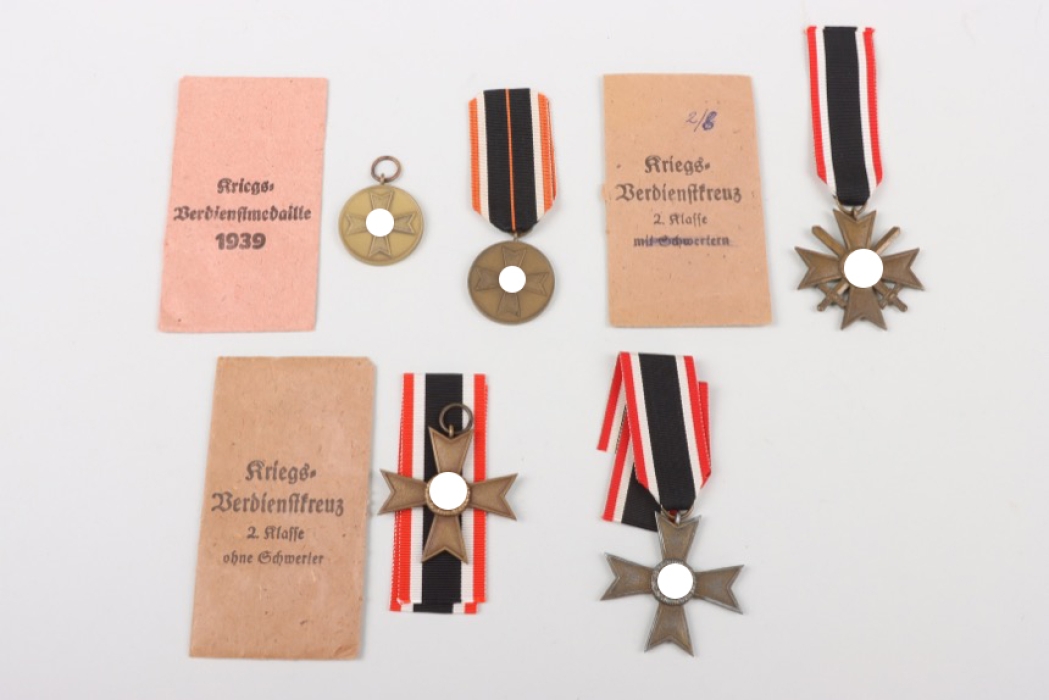 5 x 1939 War Merit Cross 2nd Class and War Merit Medal + bags