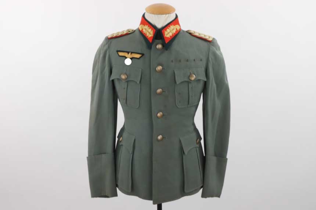 Heer field summer tunic for a Generalmajor