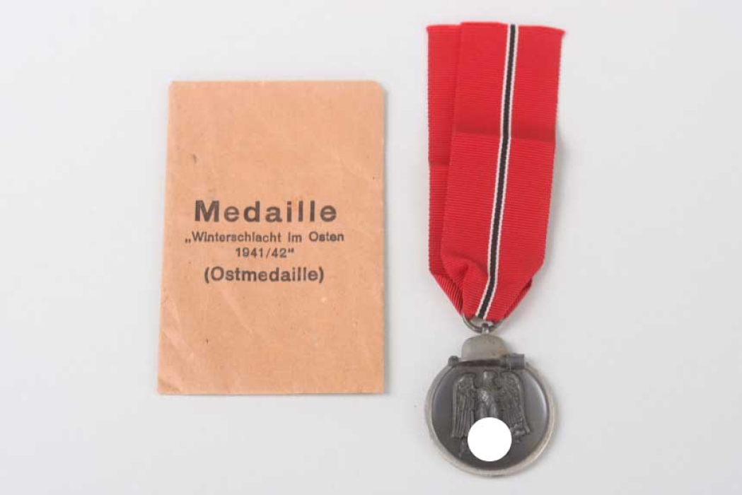 East Medal mit Tüte