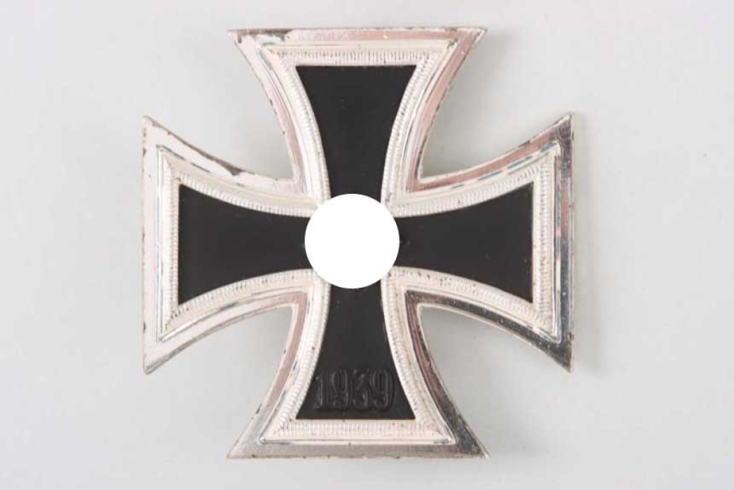 1939 Iron Cross 1st Class Wächtler & Lange Mint!