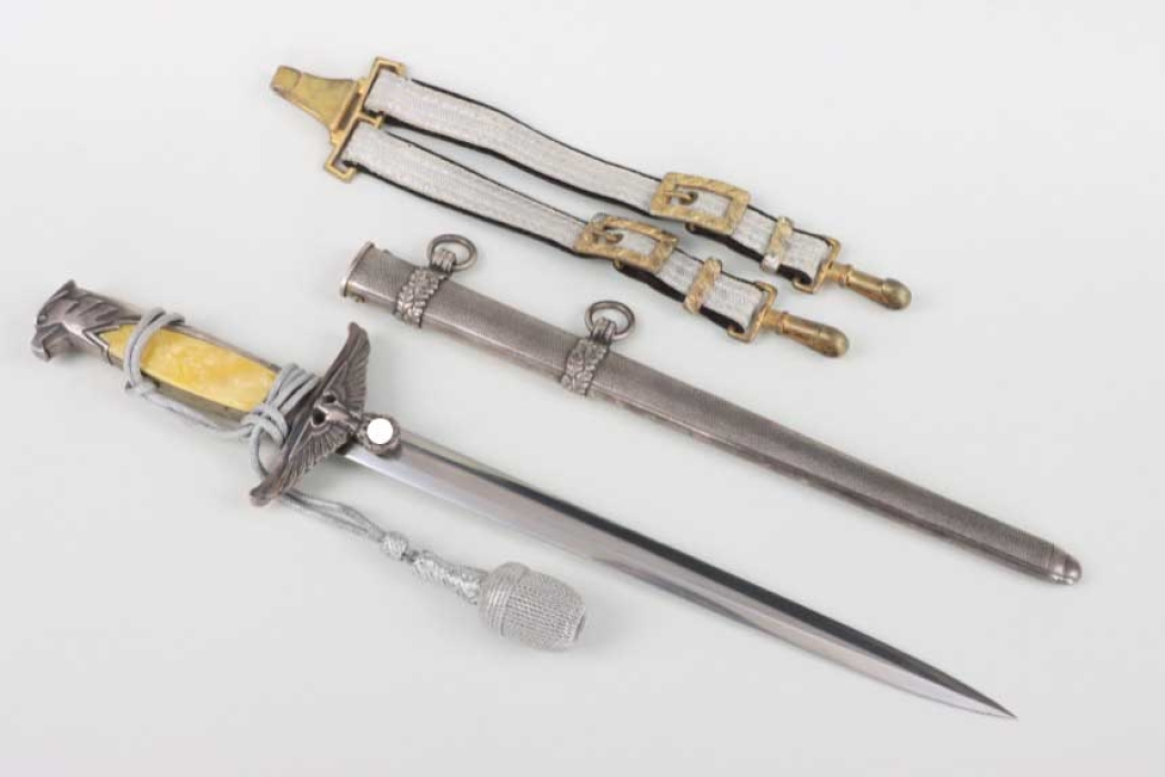 zu Wied, Prinz Viktor - M39 Diplomat's Dagger with hangers and portepee - Alcoso