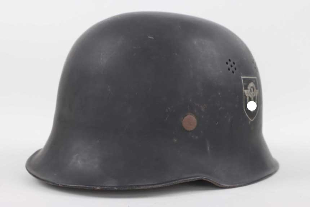 Fire Brigade M34 helmet double decal