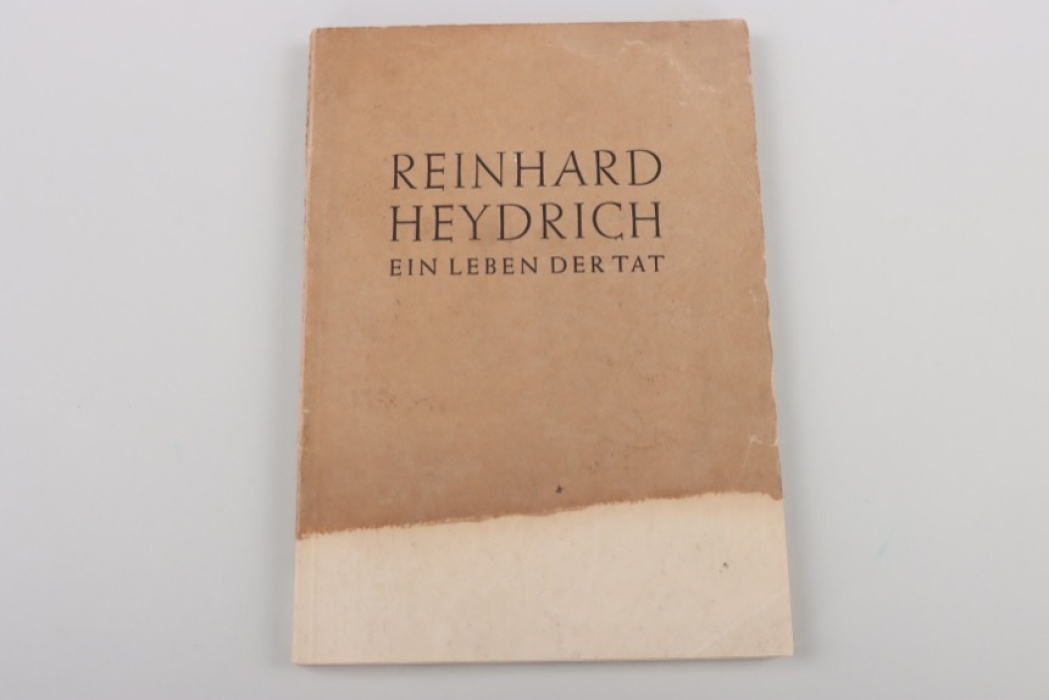 1944 book "Reinhard Heydrich - Ein Leben der Tat" with photo