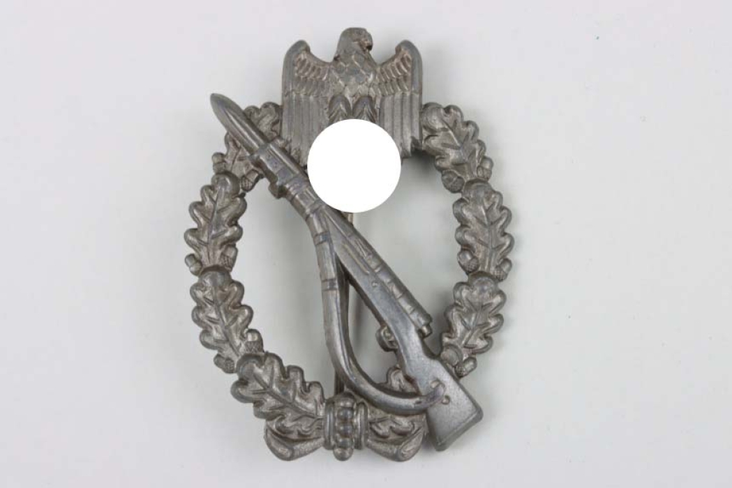 Infantry Assault Badge in Silver "FLL"