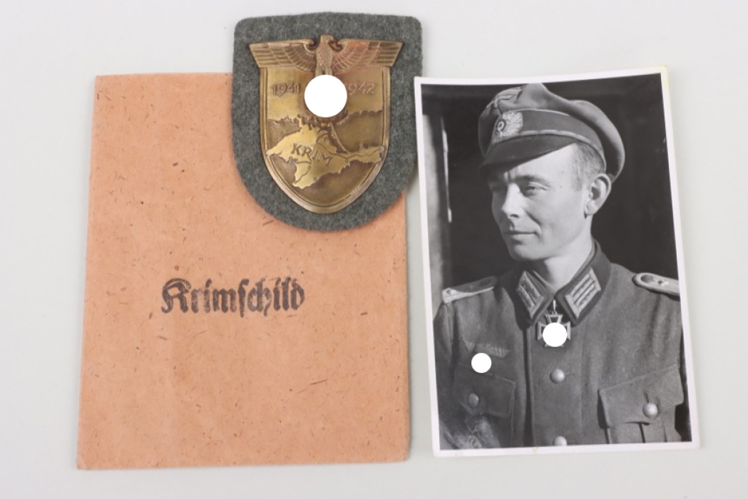 Major Selhorst - Krim Shield with bag & photos