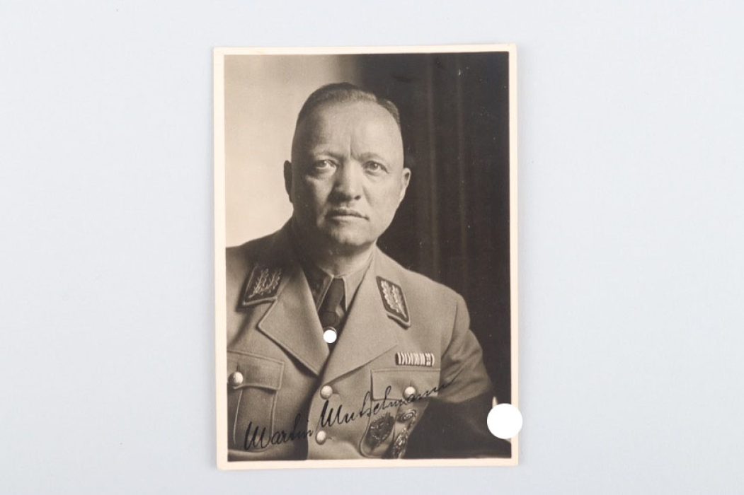 Portrait photo of Gauleiter Martin Mutschmann