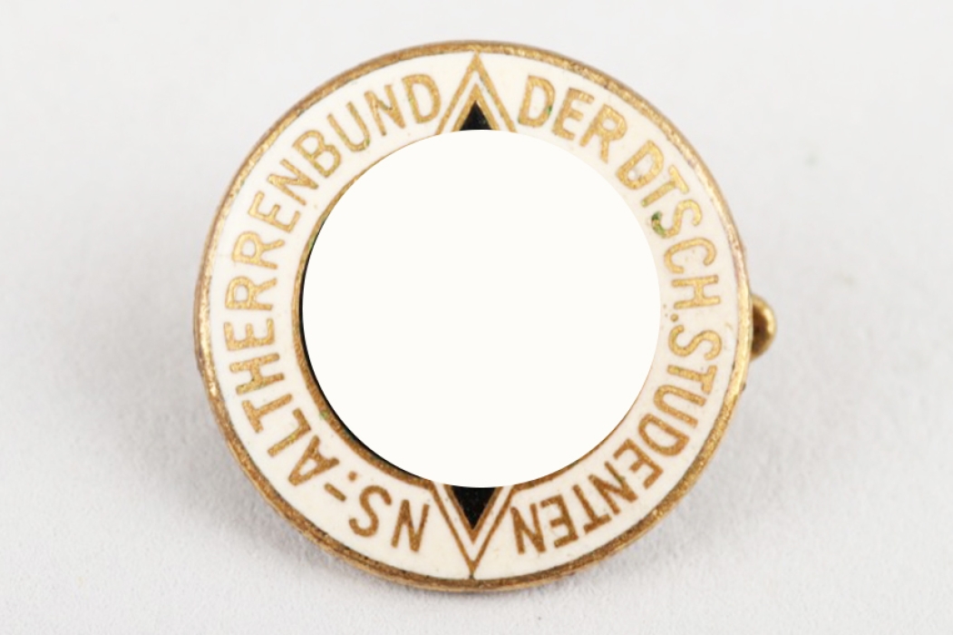 Membership Pin of the Student Alumni Organization