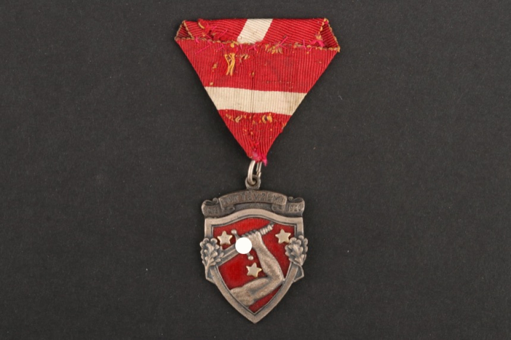 Latvia - War Commemorative Medal