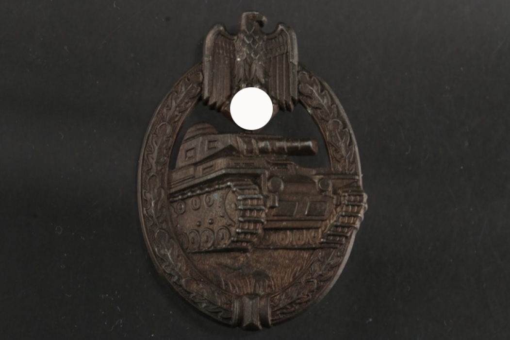 Tank Assault Badge in Bronze
