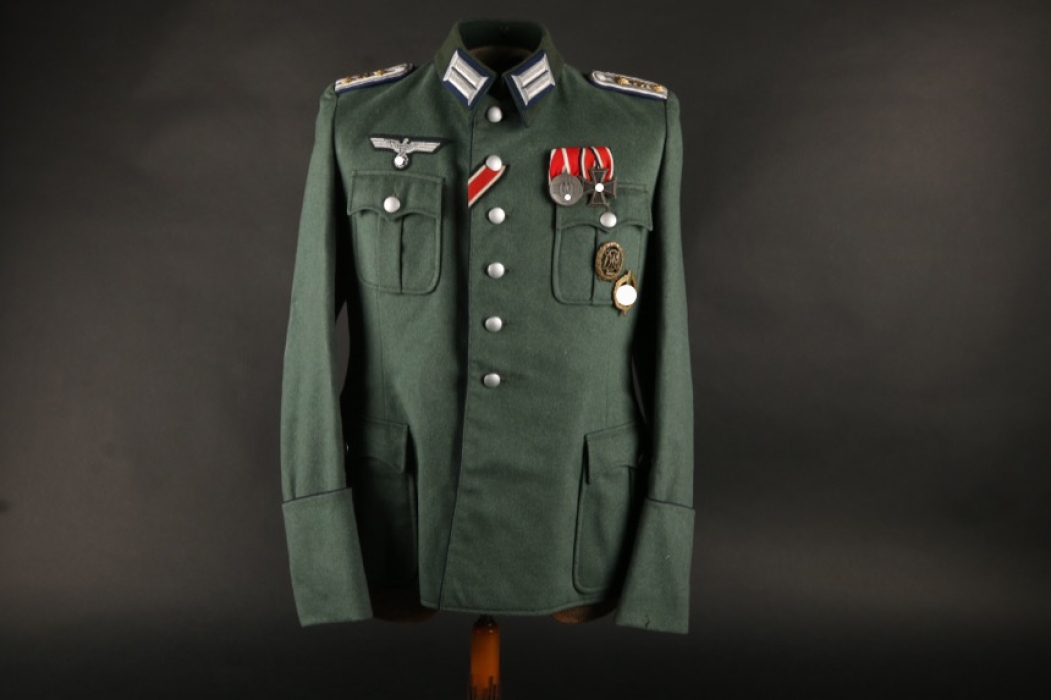 Heer service tunic - Stabsarzt Dr. Lohr