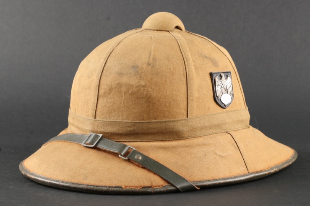 Wehrmacht Tropical pith helmet