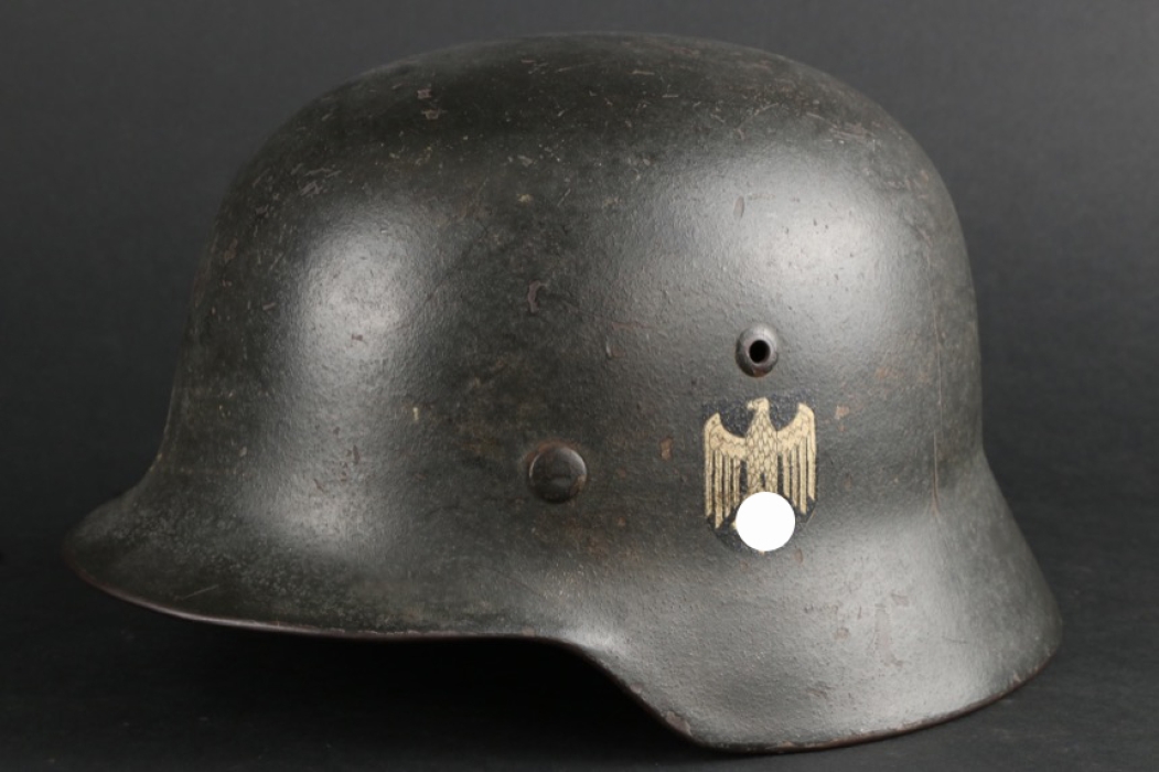 Heer M35 single decal helmet with rough paint