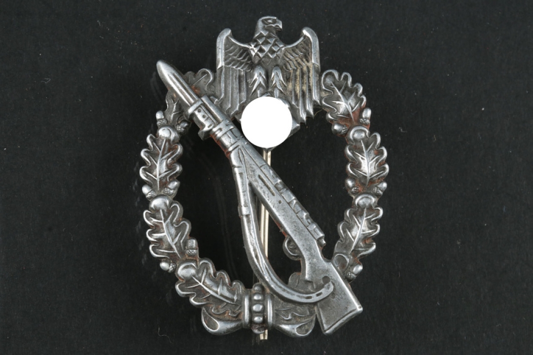 Infantry Assault Badge in Bronze - W.R. 42.