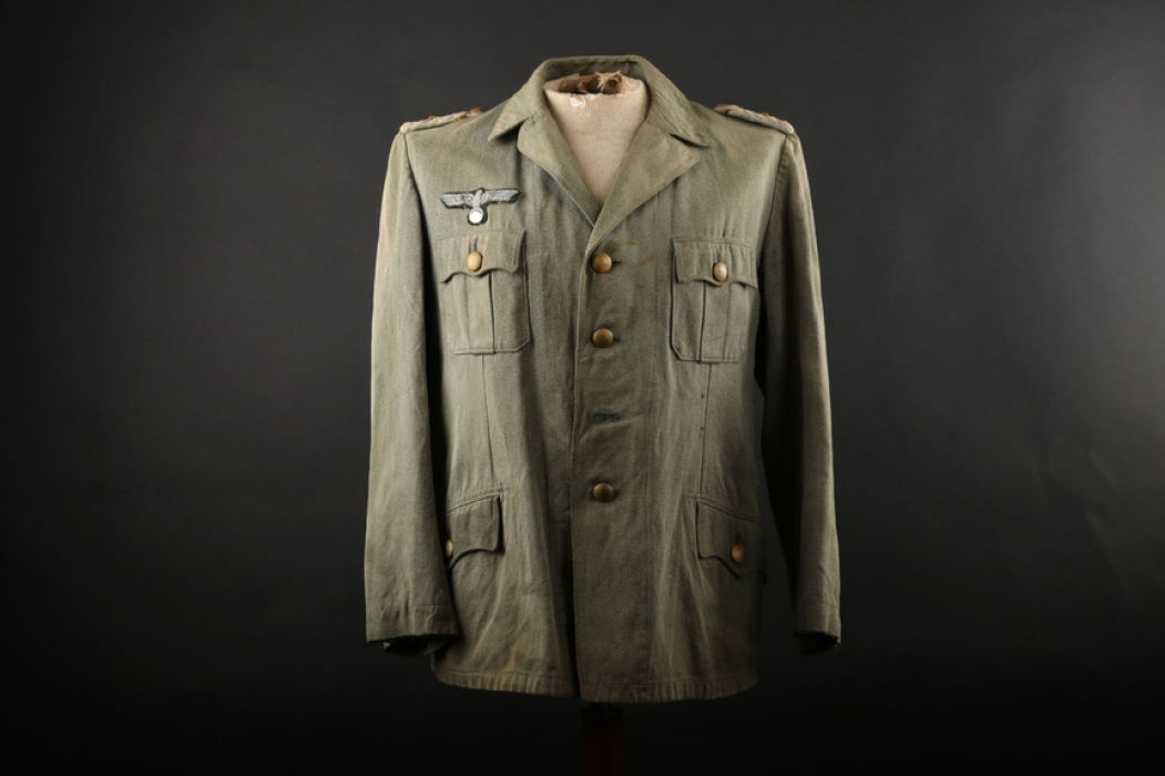 SS-VT service tunic with army insignia