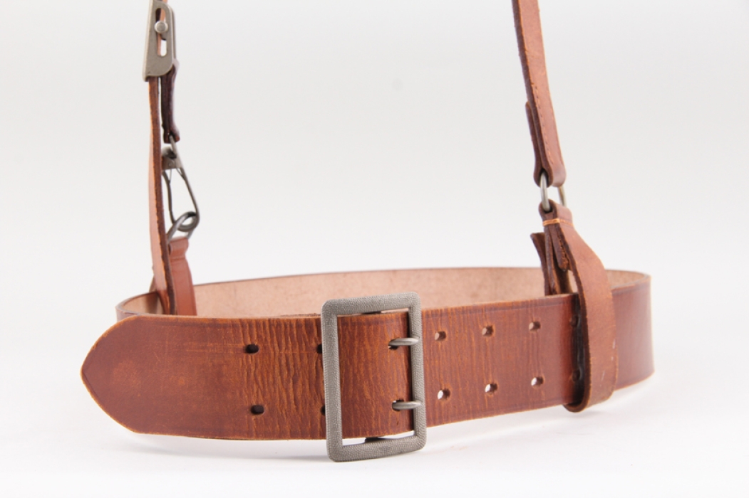 Wehrmacht brown officers belt + straps 