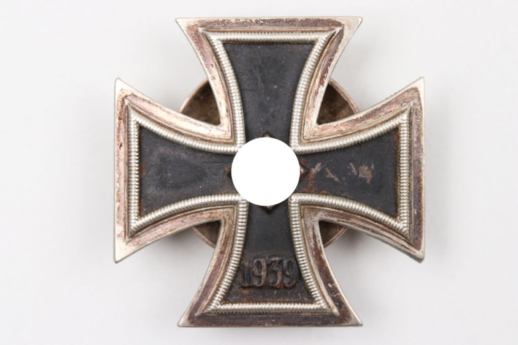 1939 Iron Cross 1st Class on screw-back - L/13