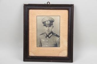 Framed portrait of a Wehrmacht Pionier