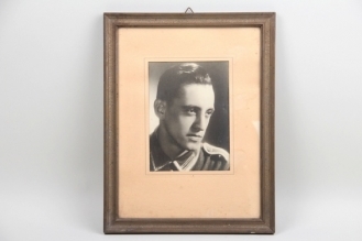 Framed portrait photo Wehrmacht Unteroffizier